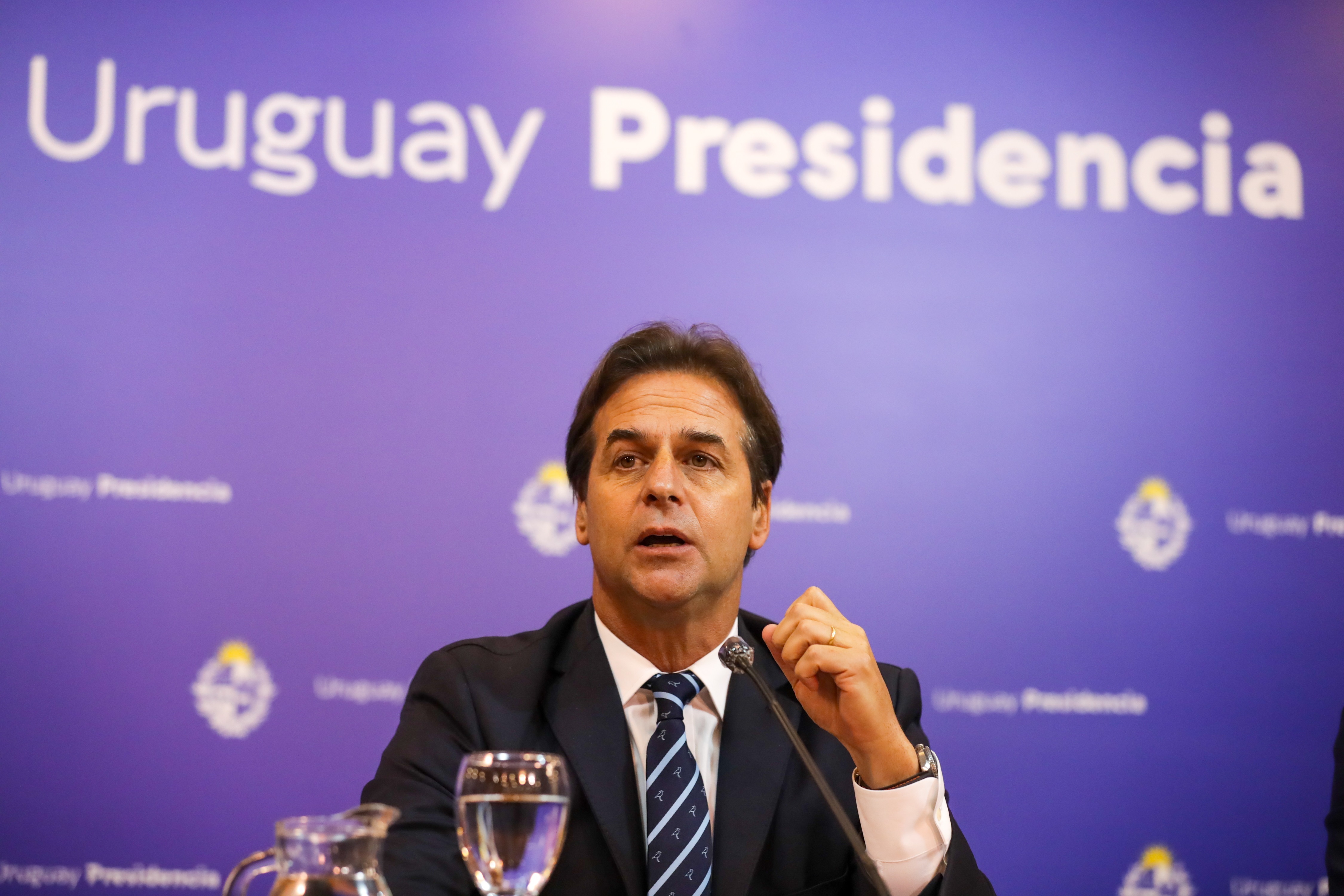 Uruguay abrirá sus fronteras progresivamente en las próximas semanas