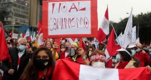Perú registró la primera protesta contra el gobierno de Pedro Castillo (Videos)