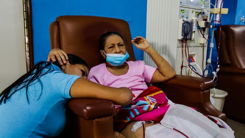 Escasez de bicarbonato en Bolívar pone en riesgo a pacientes renales