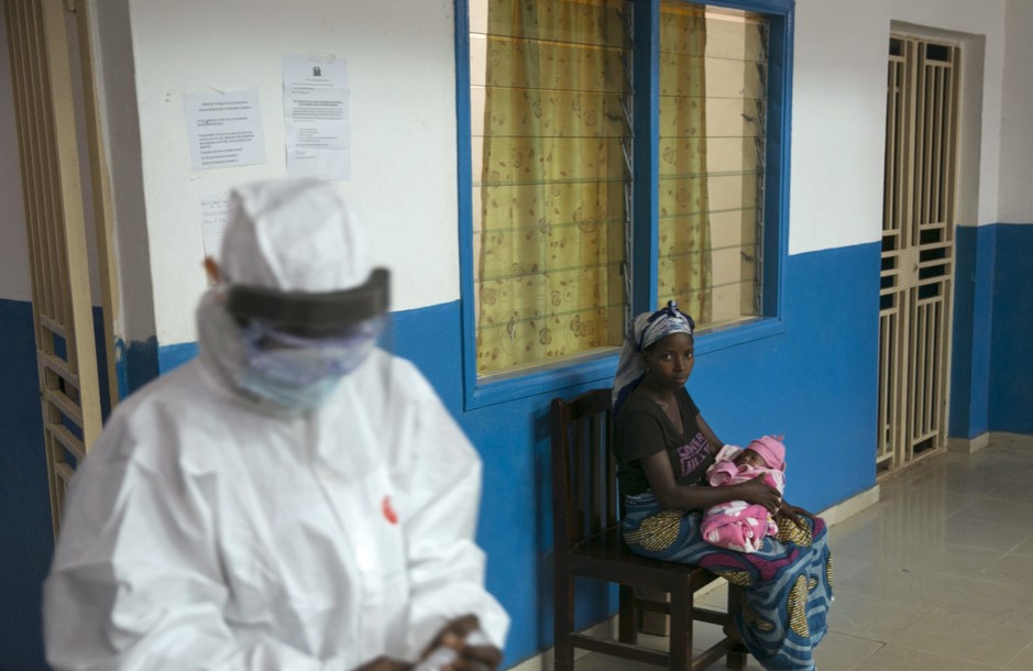 Se recupera el primer paciente con ébola hemorrágico en Costa de Marfil desde 1994
