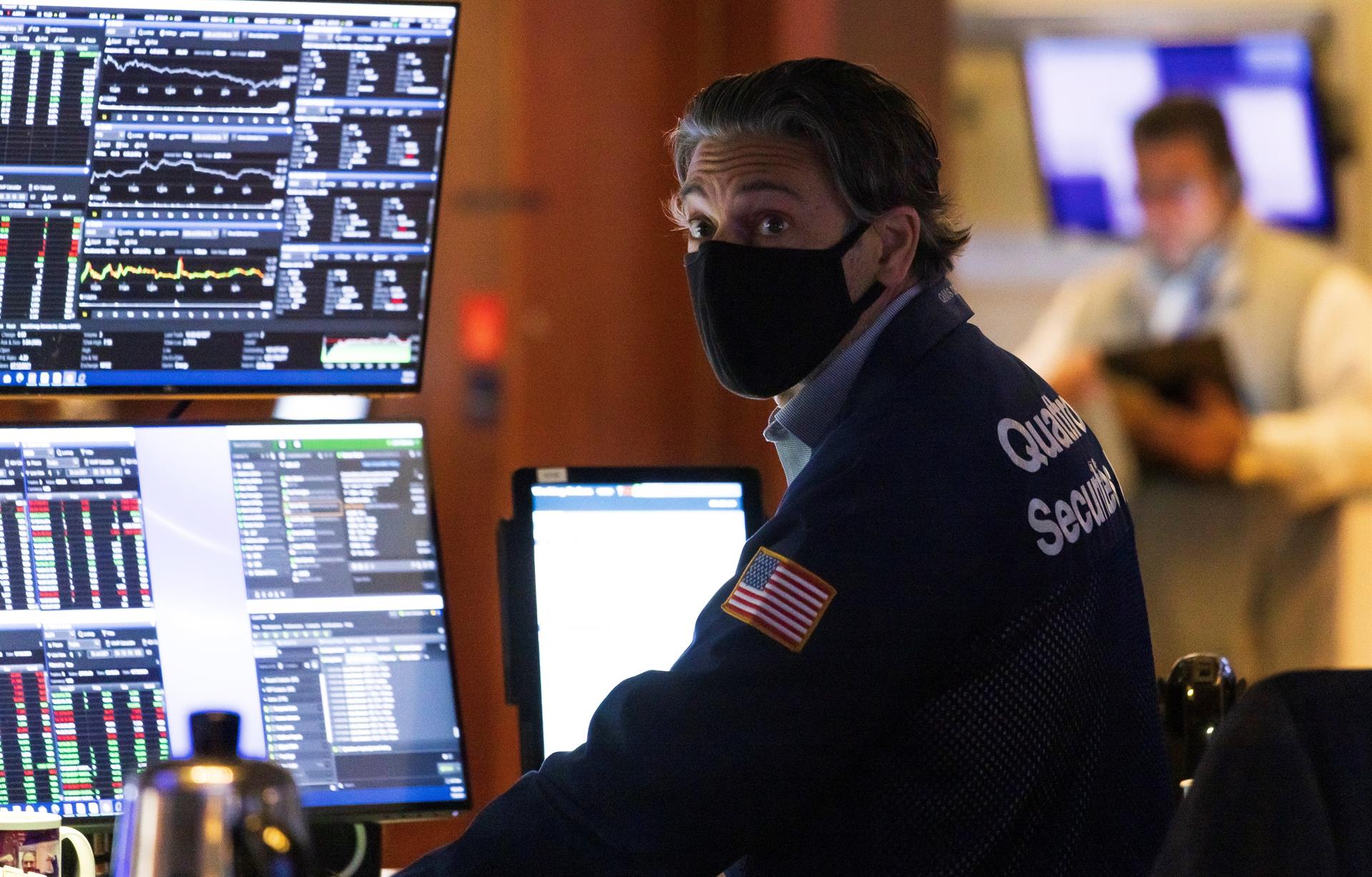 Wall Street abre con pérdidas y el Dow Jones baja 1,49 %