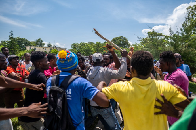 Frustración, indignación y saqueos en Haití a una semana del terremoto