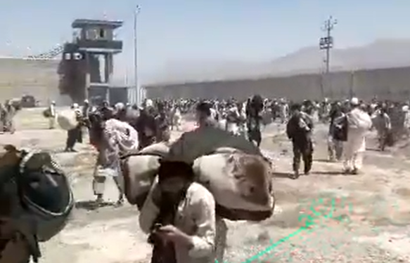 Miles de prisioneros vinculados al Estado Islámico y Al Qaeda fueron liberados por los talibanes en Afganistán (VIDEO)