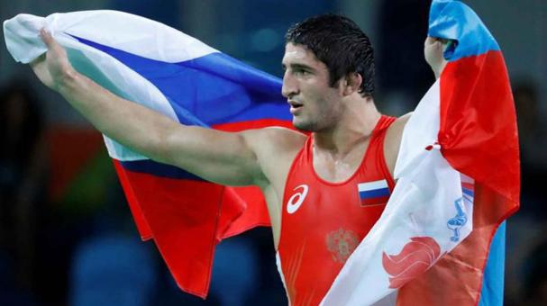 El luchador ruso Abdulrashid Saduláyev se lleva el oro olímpico en la categoría de peso 97 kg