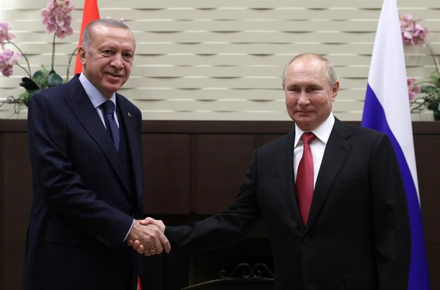Putin sale de autoaislamiento por prevención de Covid-19 para recibir a su homólogo ruso, Recep Tayyip Erdogan