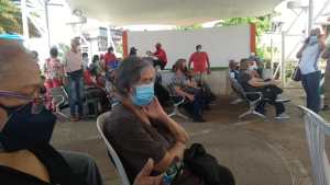 El caos y la desinformación reinan en Ciudad Guayana por la escasez de la segunda dosis de Sputnik V