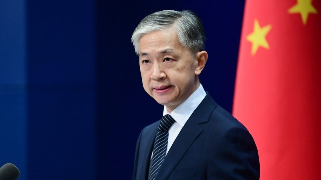 China exhorta a los militares rebeldes en Guinea a que liberen inmediatamente al presidente Alpha Condé