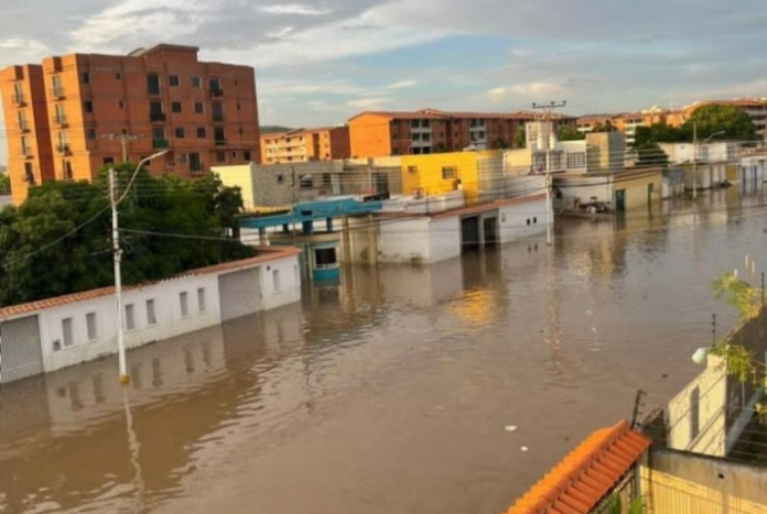 Activaron plan de contingencia por crecida del río Neverí en Anzoátegui #2Sep