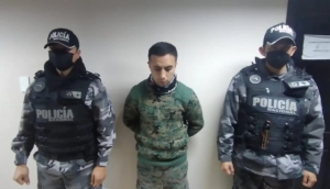 Un militar intentó ingresar armas de fuego y droga a una cárcel de Ecuador