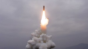 Corea del Norte probó nuevo misil balístico lanzado desde un submarino