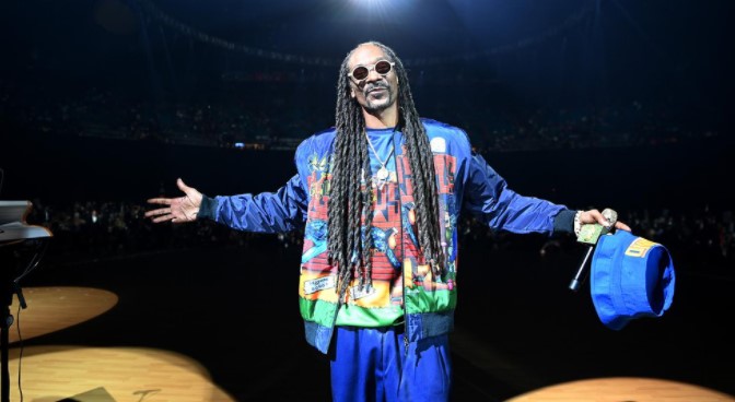Snoop Dogg: De las pandillas callejeras y la cárcel a su entrañable amistad con la ama de casa más famosa