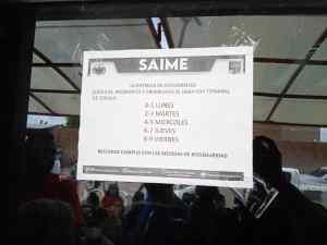 ¡Apartheid revolucionario! Usuarios del Saime en Maracaibo denuncian trato discriminatorio para quienes no son chavistas
