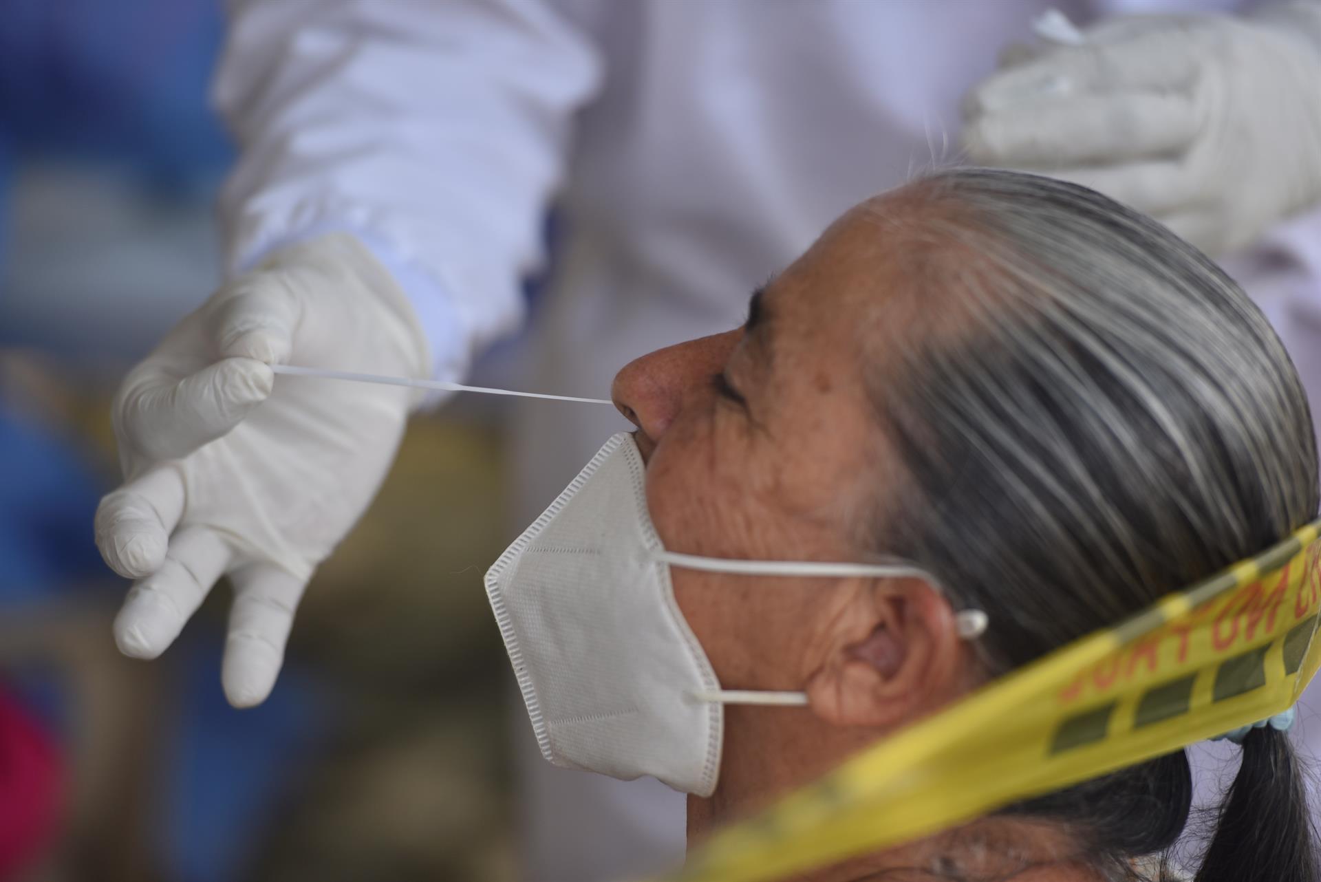 Colombia registró más de mil 900 nuevos casos de coronavirus