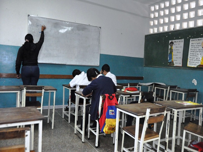 El déficit de docentes especialistas en Lara se ubica en un 60%