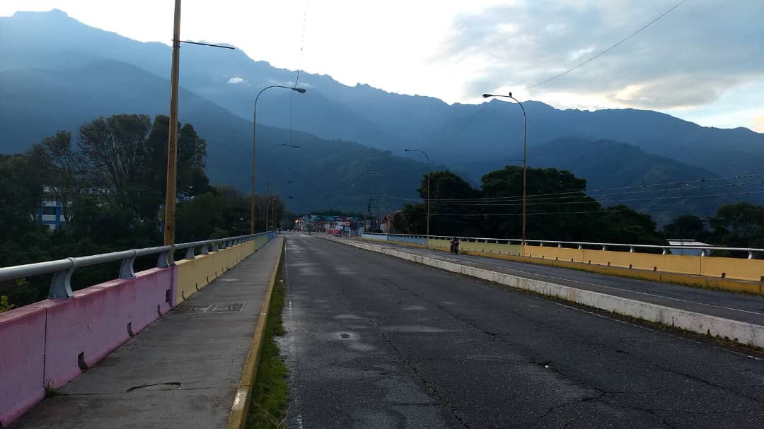 Calles vacías y pocos electores abren proceso electoral en Mérida (FOTOS)