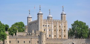 La historia de la misteriosa joven pelirroja que vive en la Torre de Londres