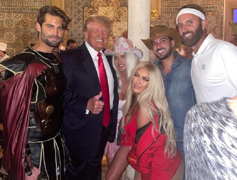 Donald Trump celebró la noche de brujas en un resort de Palm Beach