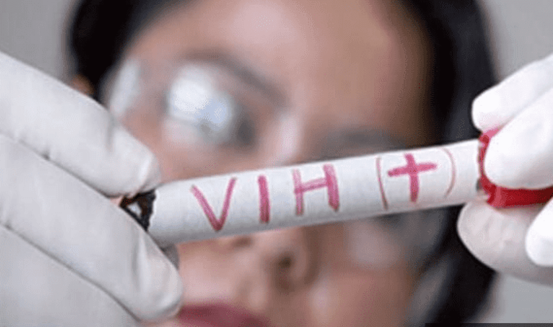 OMS se muestra preocupada por aumento de infecciones de VIH no diagnosticadas