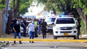 Colombia: Two policemen killed in airport blasts