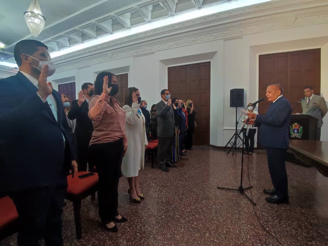 Manuel Rosales nombró a los 26 integrantes de su gabinete ejecutivo en Zulia