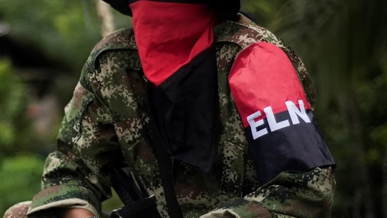 Guerrilla del ELN confirmó cita en Caracas con enviados de Gustavo Petro