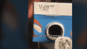 Compró un cartón de leche, lo abrió y se horrorizó con lo que vio adentro (Video)