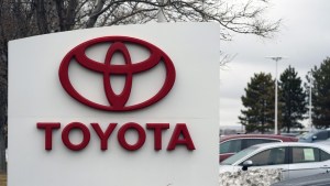 Toyota se disculpó por la presión laboral y los acosos que llevaron al suicidio a sus empleados
