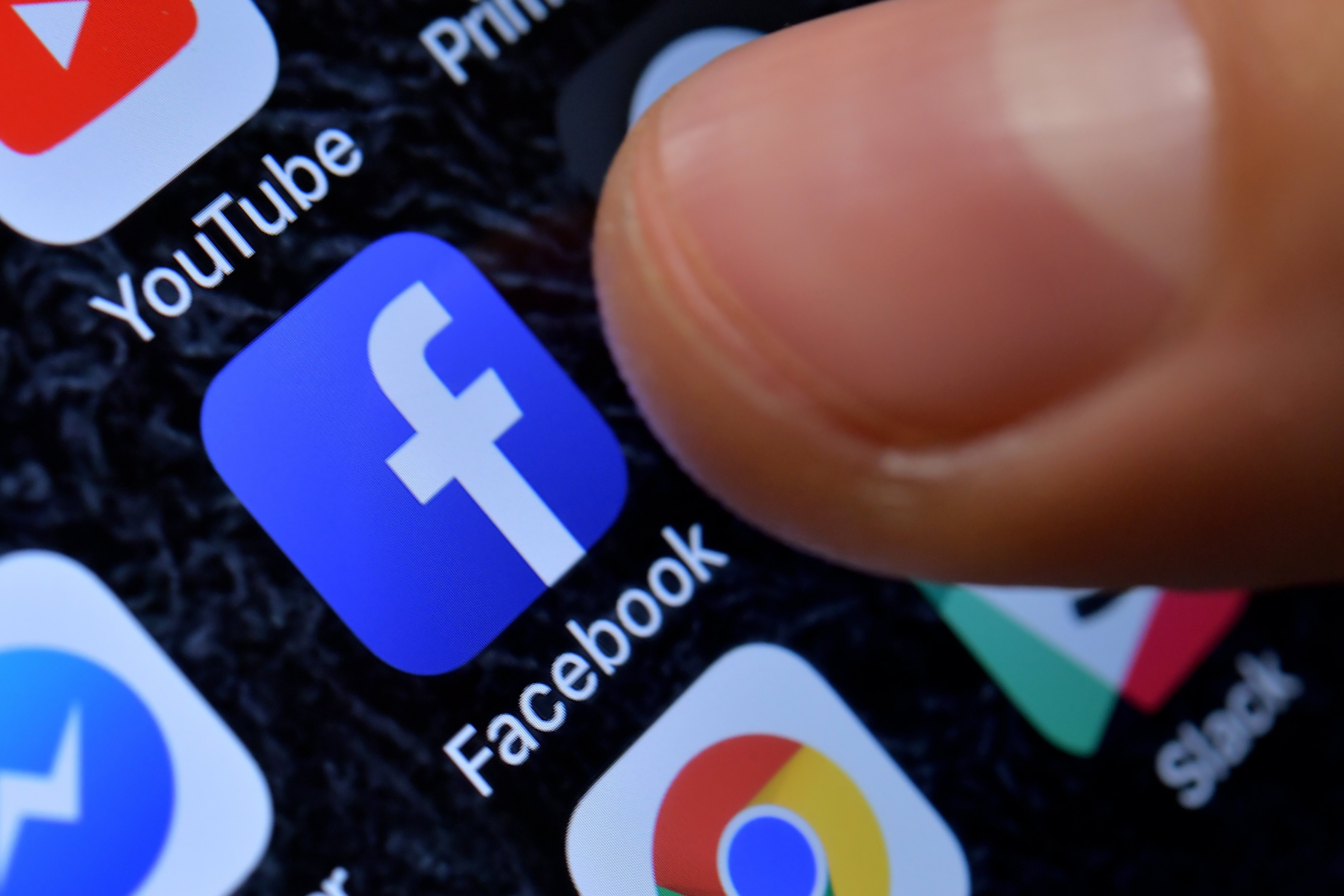“¿Y qué?”: Respuesta de Francia ante amenaza de Meta de cerrar Instagram y Facebook en Europa