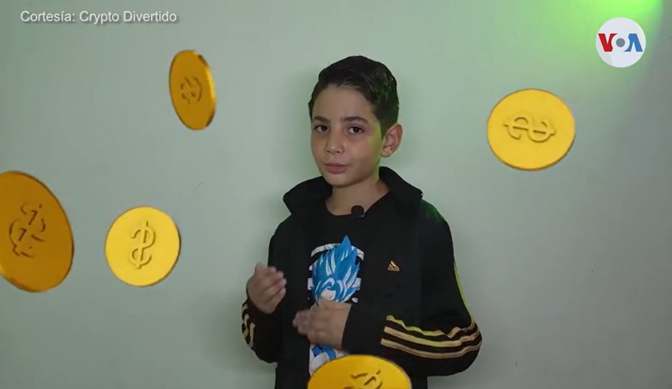 Un pequeño Youtuber enseña a los venezolanos sobre criptomonedas (Video)