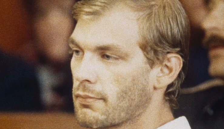 Al descubierto: La casa de infancia de Jeffrey Dahmer en Ohio donde cometió su primer asesinato (FOTOS)
