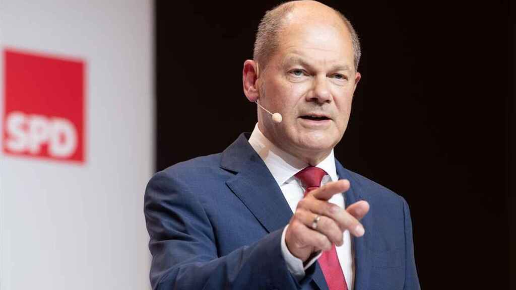 Scholz anunció bloqueo de la certificación del gasoducto Nord Stream 2