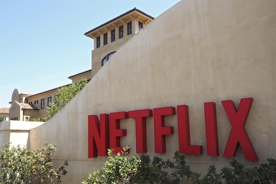 Usuarios rusos de Netflix demandan a la plataforma por suspender su servicio