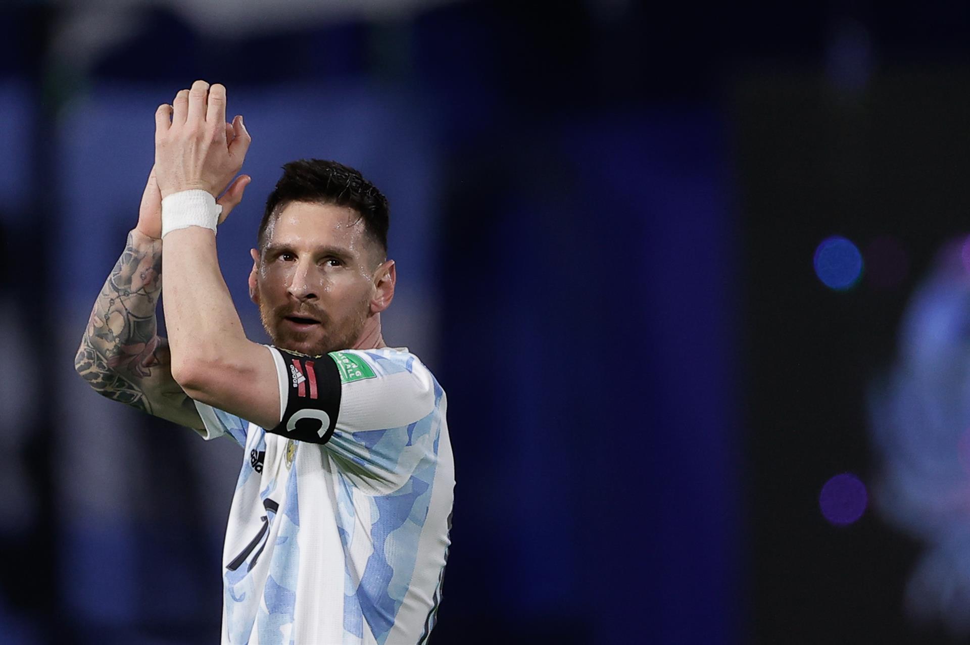 Argentina, con Messi al frente, asiste a la fiesta mundialista de Ecuador