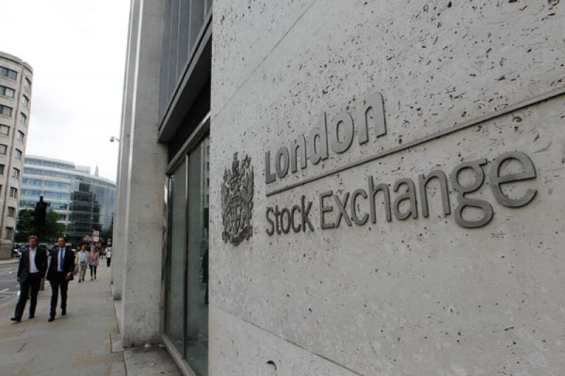 La Bolsa de Valores de Londres suspende la cotización de 27 empresas con fuertes vínculos con Rusia