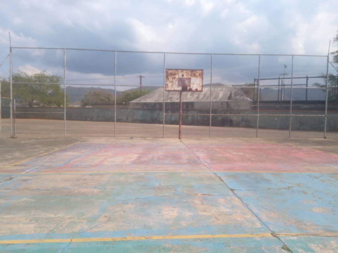 Polideportivo Francisco Tovar Girón, una muestra del abandono chavista en Bejuma