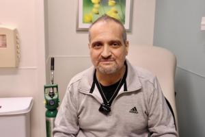 Doble trasplante de pulmón salvó a un hombre de Chicago de un cáncer terminal