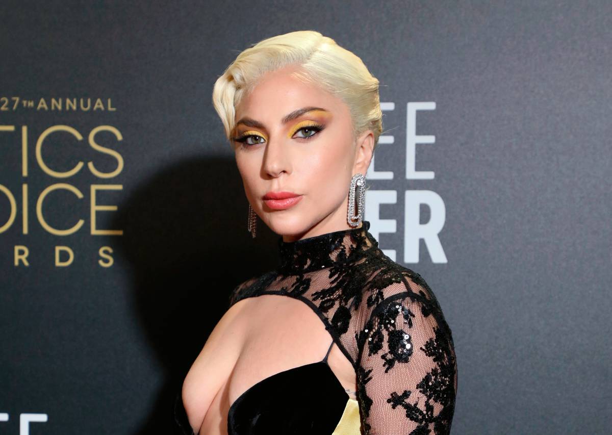 ¿Cómo lo hizo? Lady Gaga, omnipresente y glamorosa en dos alfombras rojas en una misma noche