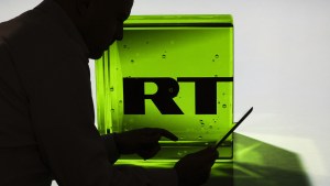 Cadena de televisión rusa RT es retirada de Reino Unido