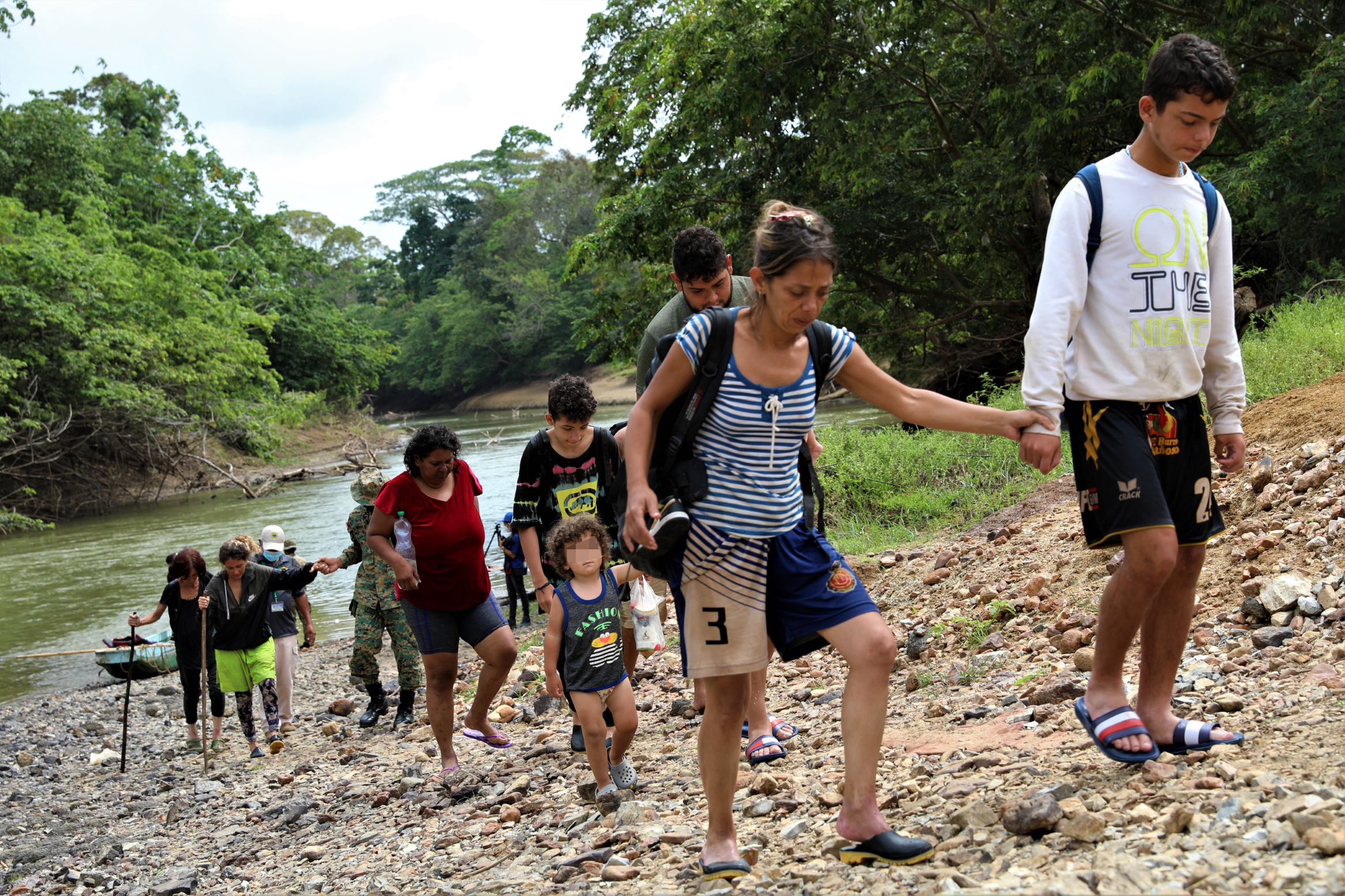 Madre e hija venezolanas murieron ahogadas cuando intentaban cruzar un río en el Darién