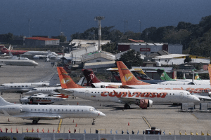 Chavismo anunció nuevas rutas aéreas que conectarán Venezuela con Colombia