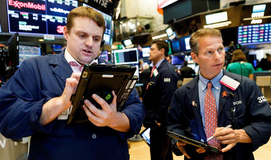 Wall Street abre negativo y el Dow Jones baja un 0,84 %