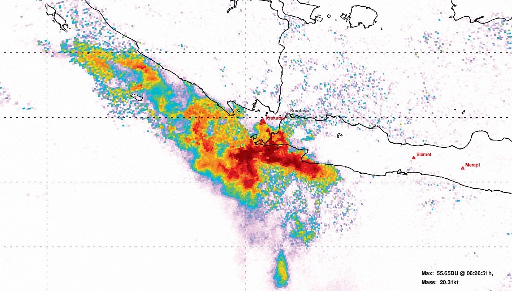 Alarma en Indonesia: volcán Anak Krakatoa entró en erupción