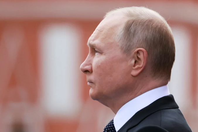 El Reino Unido sancionó a la ex esposa de Vladimir Putin y a su presunta amante
