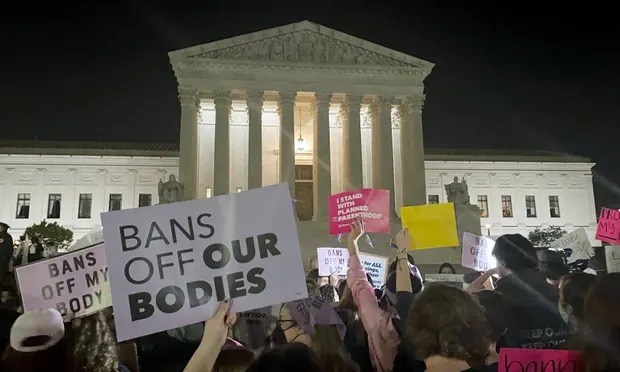 ¿Qué es Roe vs Wade y cómo afecta el derecho al aborto en los EEUU?