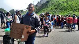 Trabajadores informales trancaron la entrada a San Cristóbal durante más de seis horas este #21May (Imágenes)