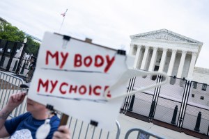 Biden arremetió contra republicanos por bloquear voto sobre el aborto en el Senado