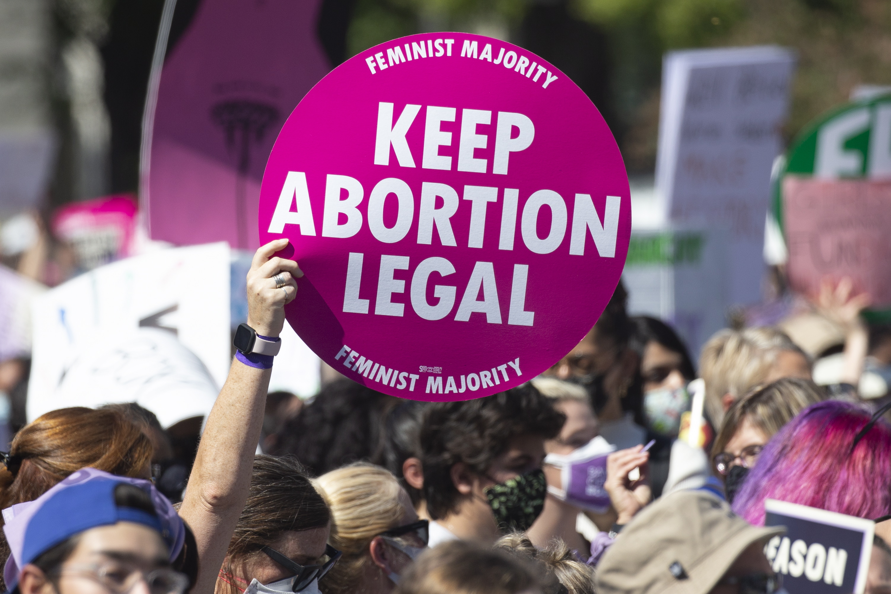 Juez de Florida dictaminó que adolescente de 16 años no es “madura” para abortar
