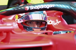 Carlos Sainz, abandonó el Gran Premio de Austria a punto de lograr el segundo puesto