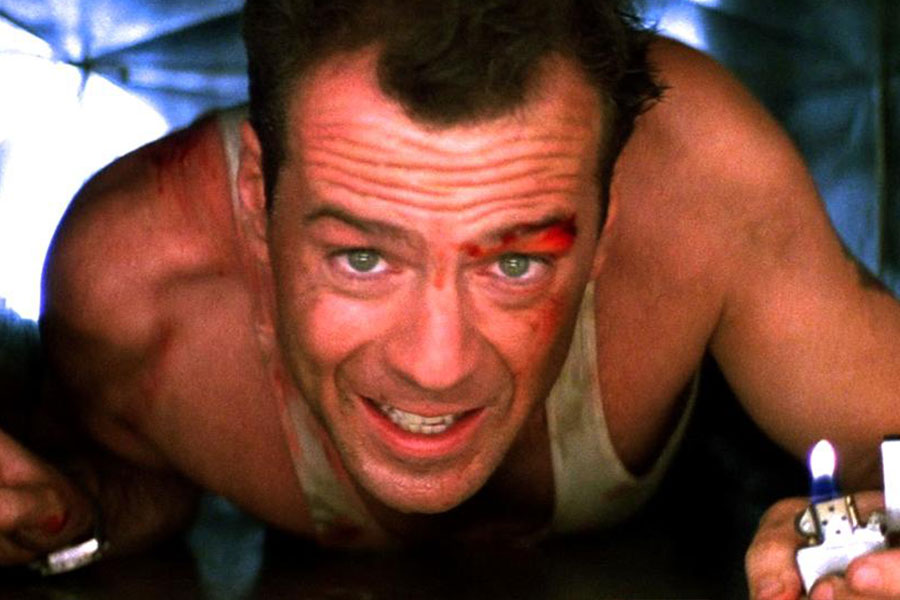 Bruce Willis volvió al edificio de “Duro de matar” a 34 años de su estreno (VIDEO)