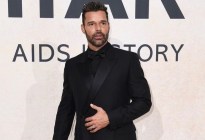 Revelan identidad del joven que denunció a Ricky Martin por acoso